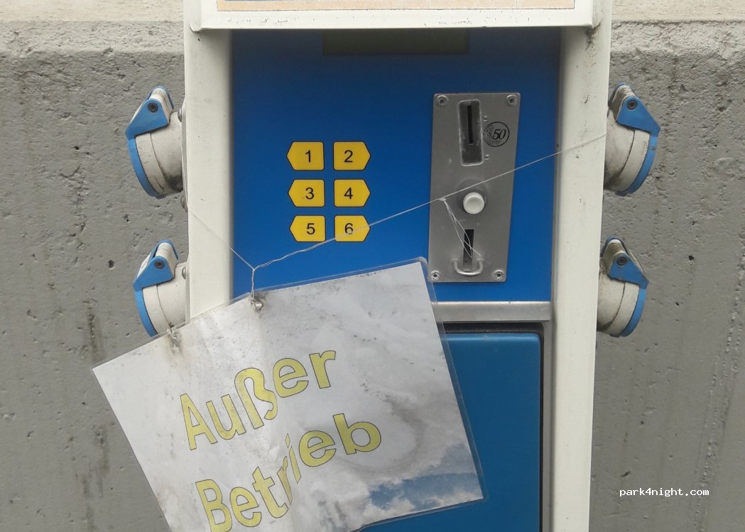 Wohnmobilstellplatz am Freizeitbad Badino in Overath — foto 3