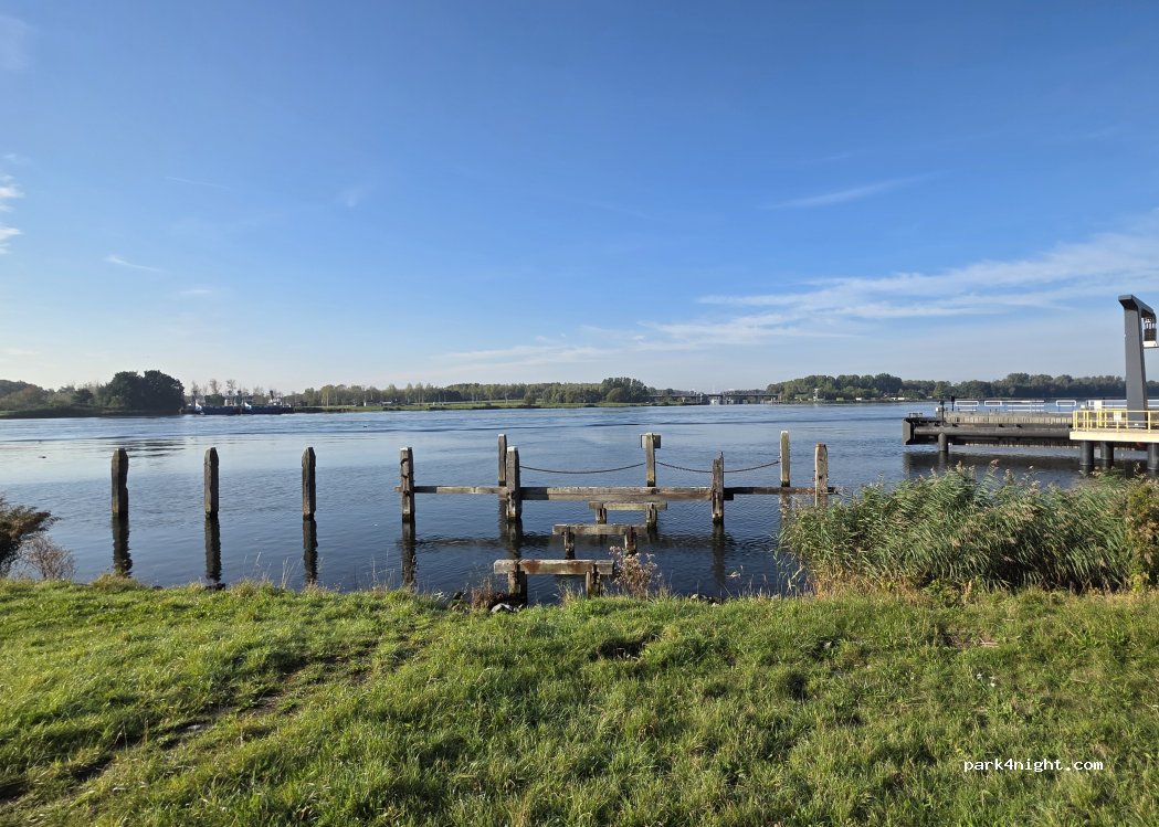 (1566 PA) Assendelft - 3 Kanaaldijk — foto 3