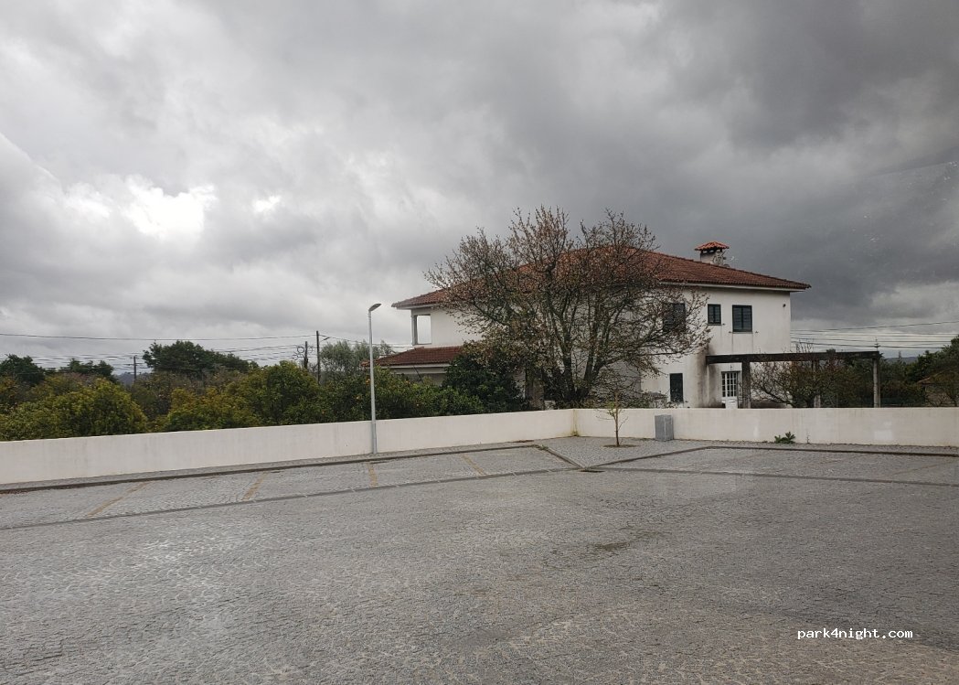 (3465-153) Santiago de Besteiros - 67 Rua São Tiago — foto