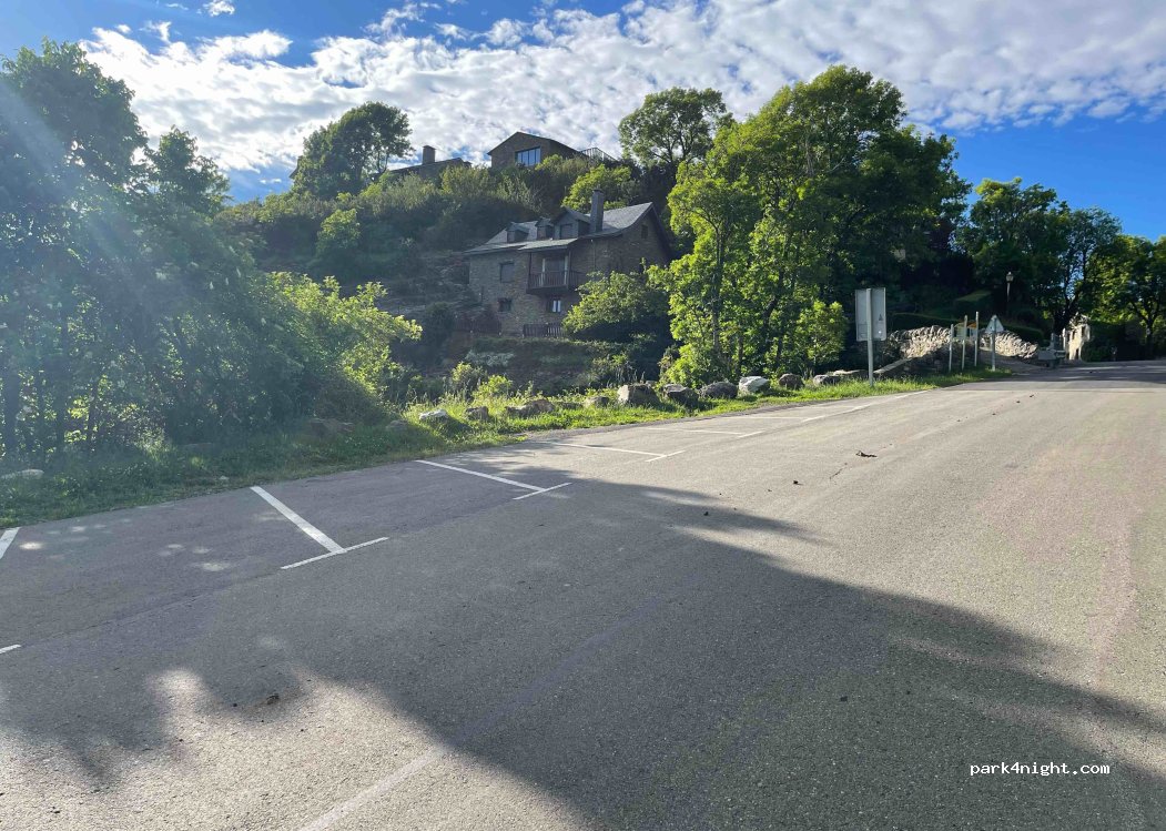 (22662) Hoz de Jaca - 1 Avenida del Mirador — foto