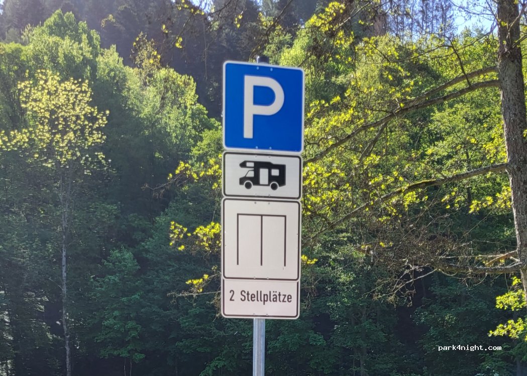 Wohnmobilstellplatz am Kahnteich in Lennestadt — foto 2