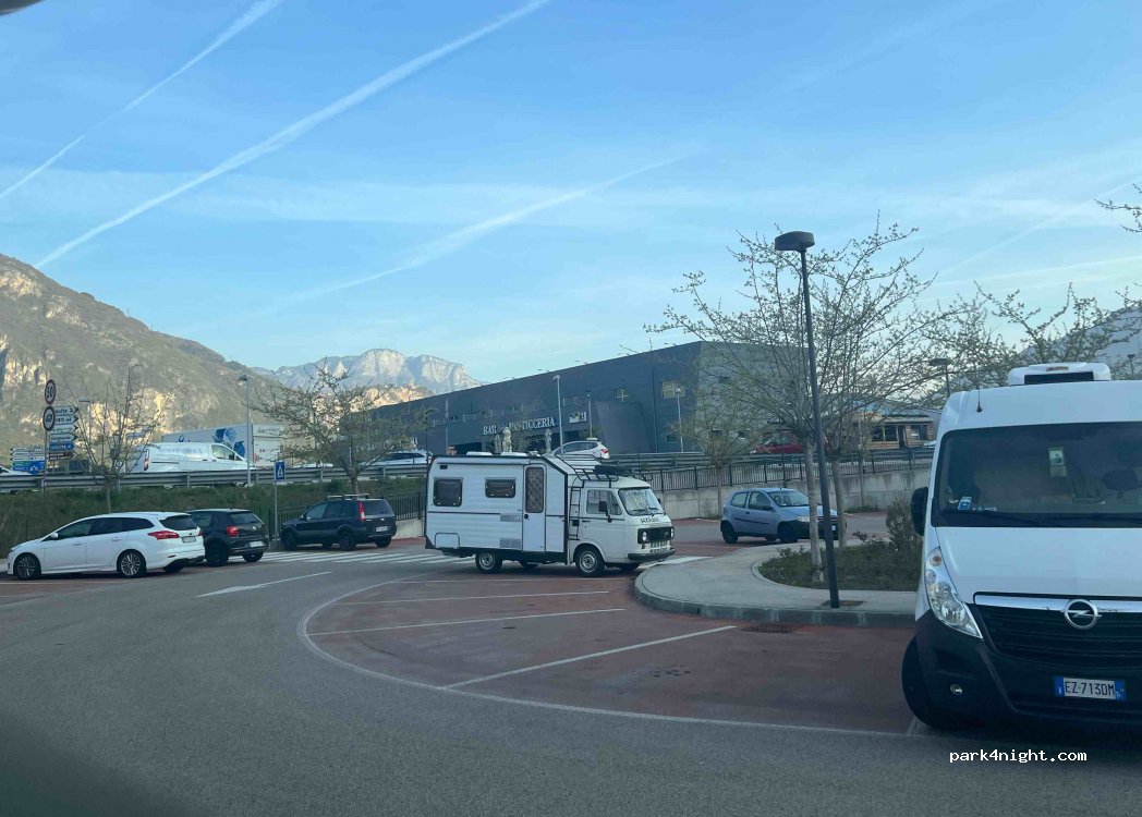 (38123) Trento - Via Ragazzi del '99 — foto