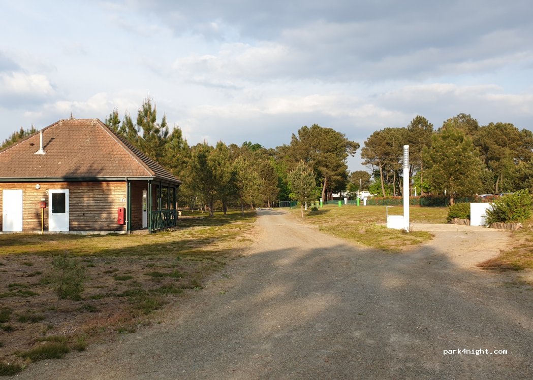 (72450) Montfort-le-Gesnois - — foto 3