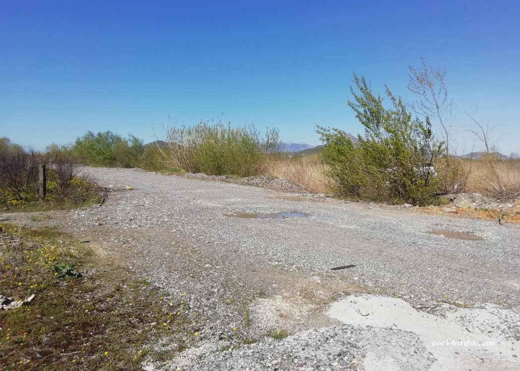 () Ashtë - Unnamed road — foto