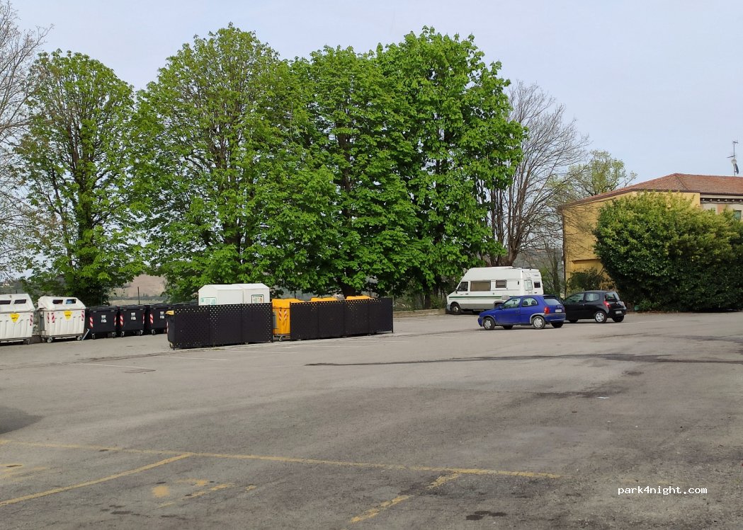 (14036) Moncalvo - Str. Accorciatoia Stazione — foto