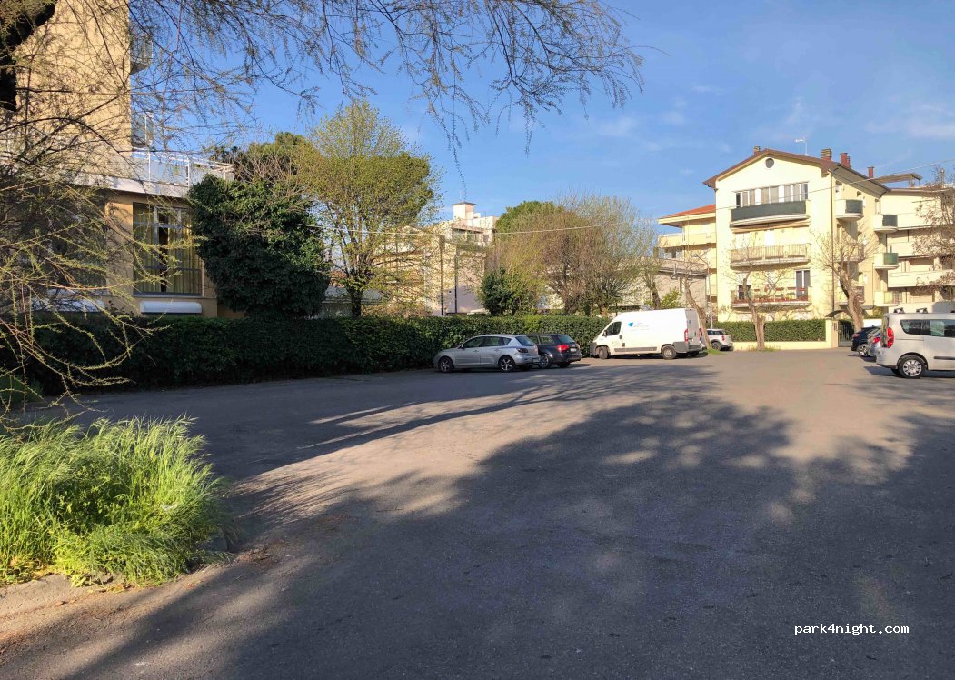 (47921) Rimini - 14 Via G. dalle Bande Nere — foto