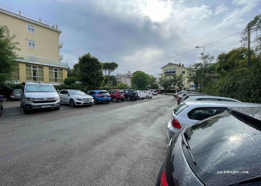 (47921) Rimini - 14 Via G. dalle Bande Nere — foto 4