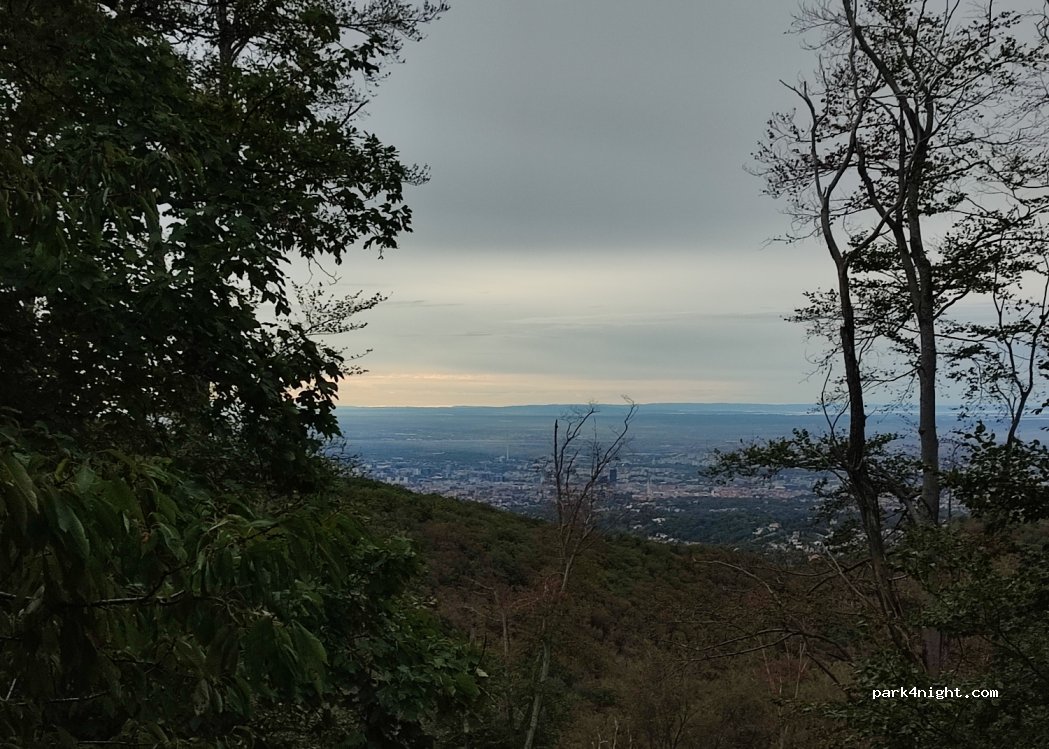 (10000) Zagreb - prilaz Kraljičinom zdencu — foto 4