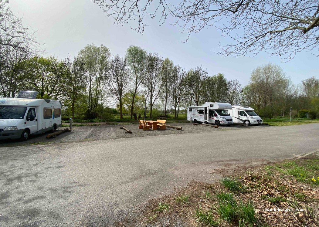 Wohnmobil Stellplatz LA OLA — foto