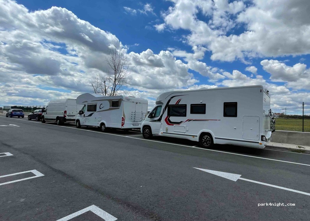 (45200) Illescas - 38 Carretera Madrid — foto