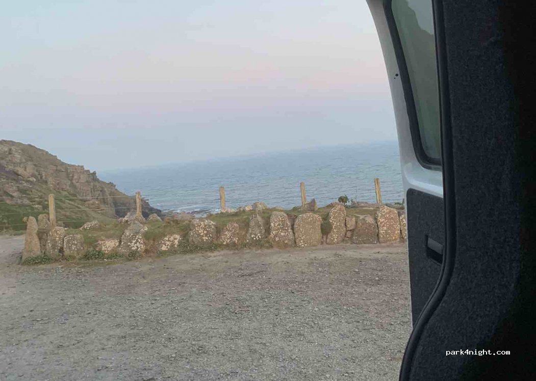 (TR12 7NU) Helston - — foto 3