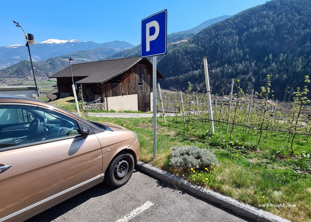 (39040) San Pietro Mezzomonte - 12 Garn — foto