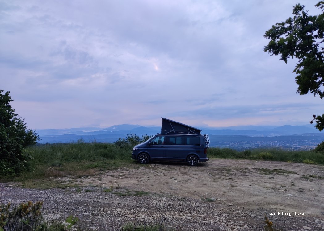 (07170) Villeneuve-de-Berg - — foto