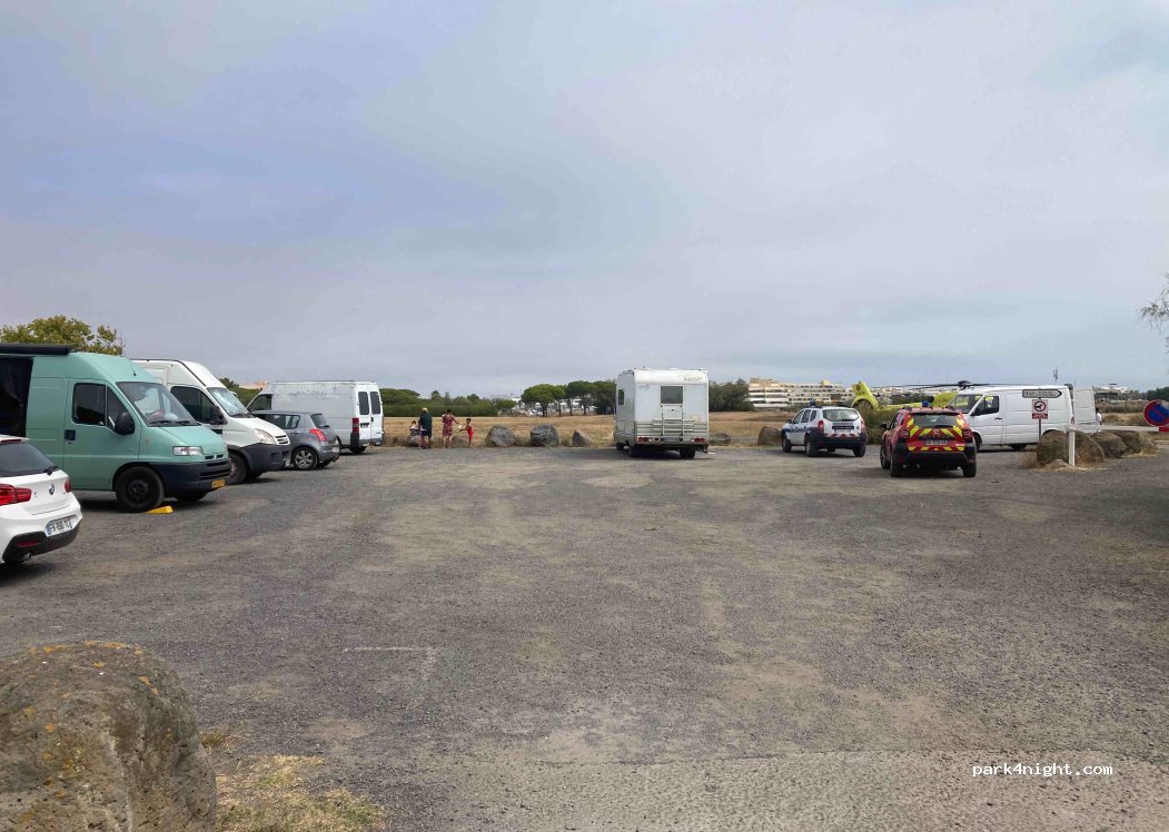 (34300) Agde - 4 Avenue des Soldats — foto