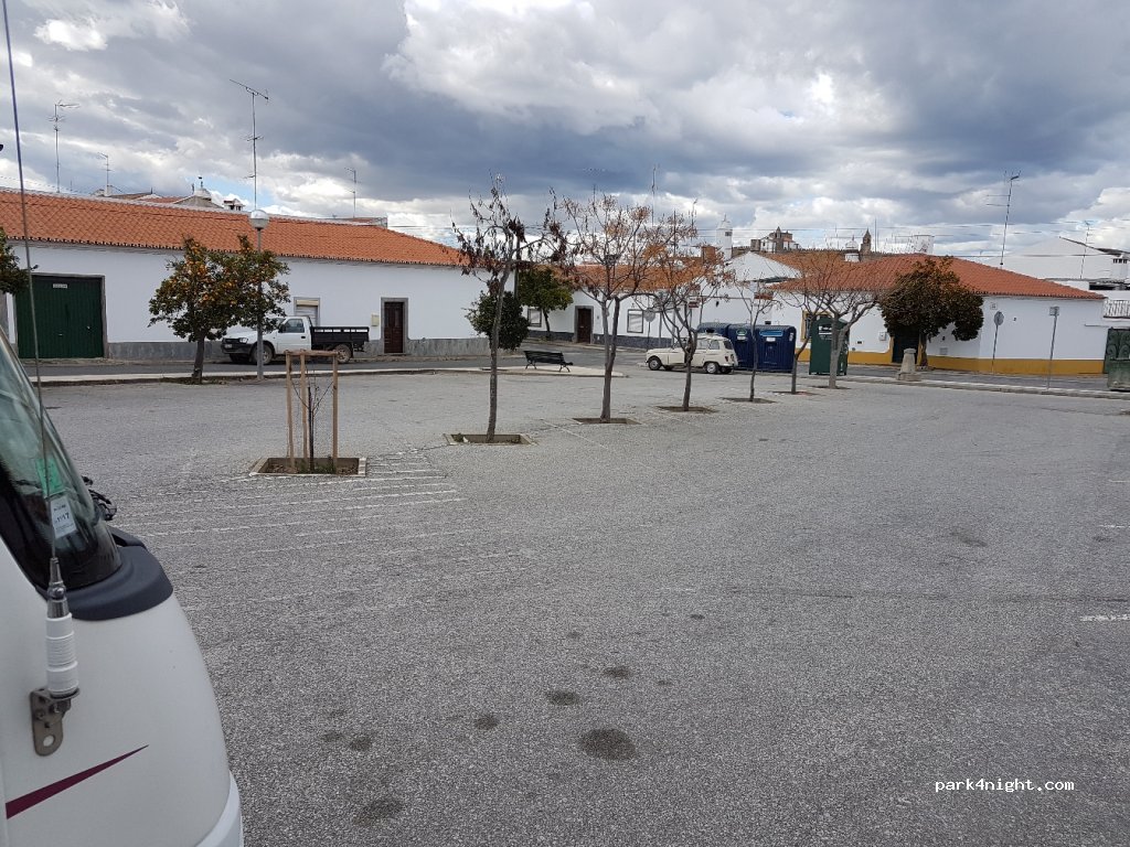 () Mourão - 25-27 Rua da Escola — foto 2