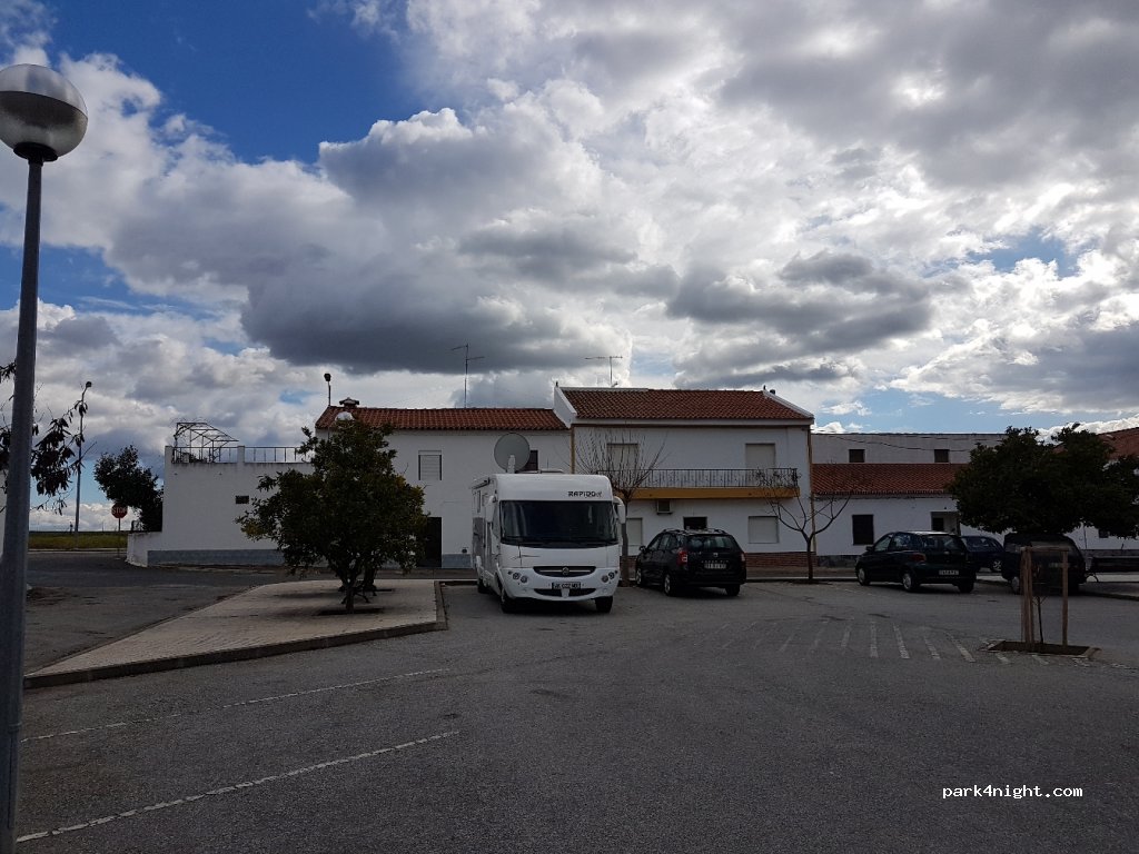 () Mourão - 25-27 Rua da Escola — foto 3