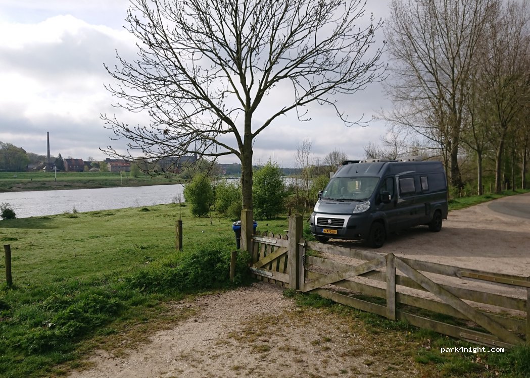 (5991) Baarlo - Unnamed Road — foto