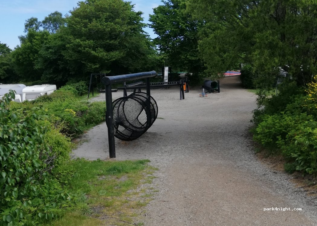 Dronningmølle Strandcamping — foto 4