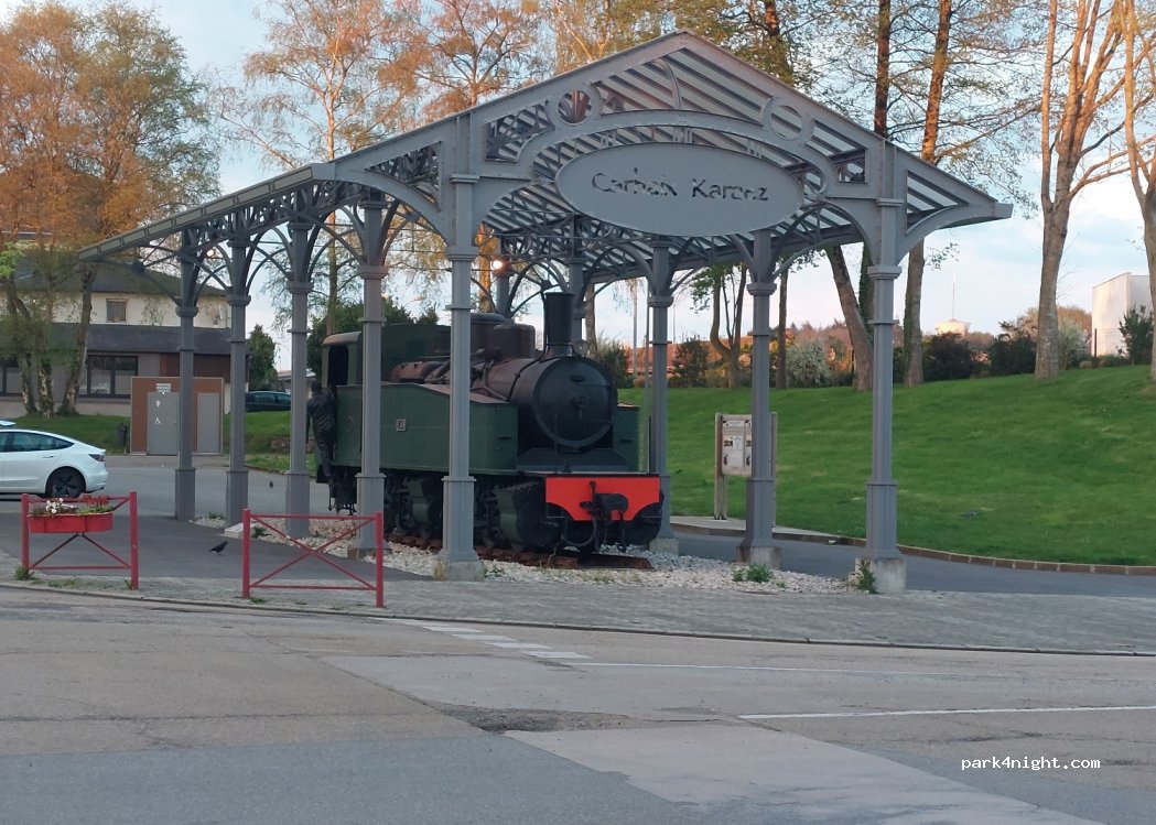 (29270) Carhaix-Plouguer - 1 Impasse du Lavoir — foto 2