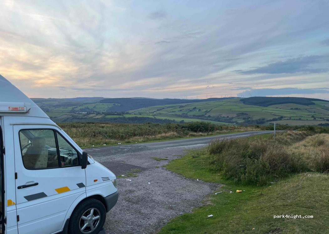 (CF35 6NY) Rhiwceiliog Pencoed - — foto