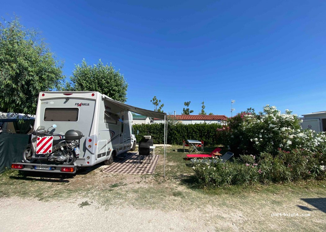 Area Sosta Camper Magalipè — foto 2