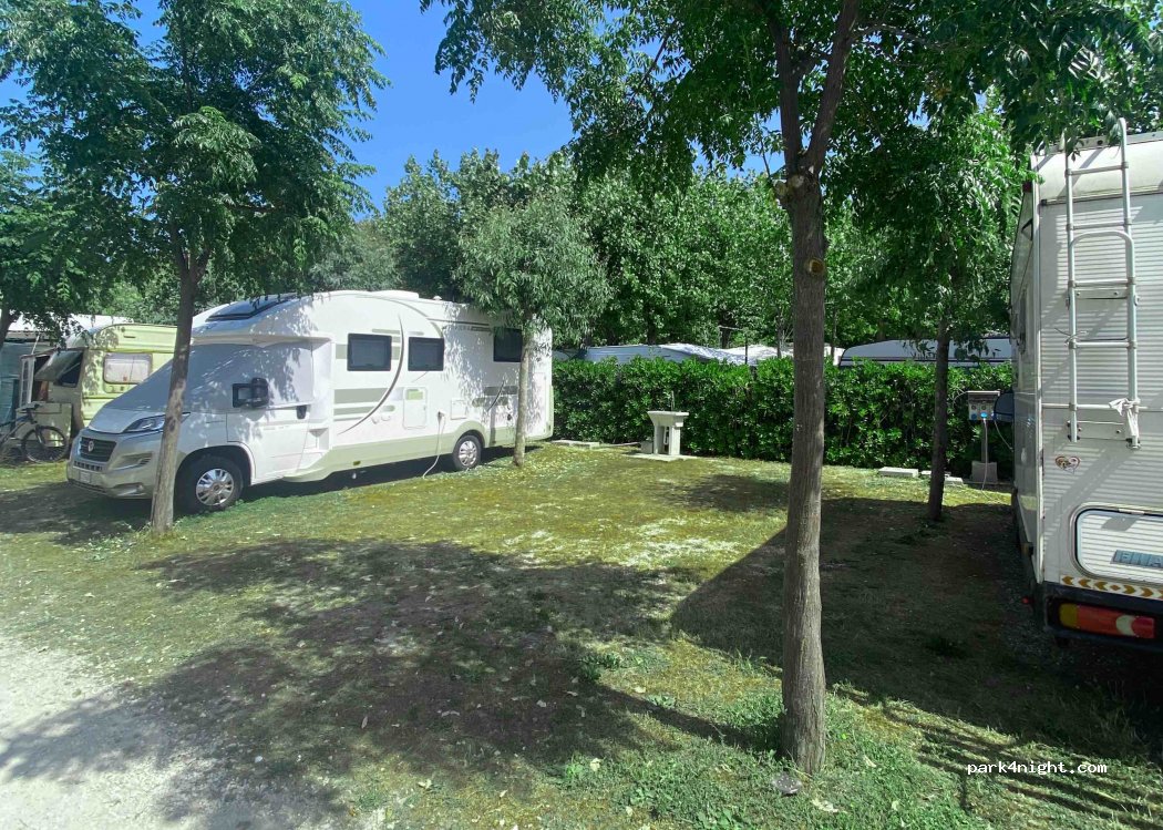 Area Sosta Camper Magalipè — foto 3
