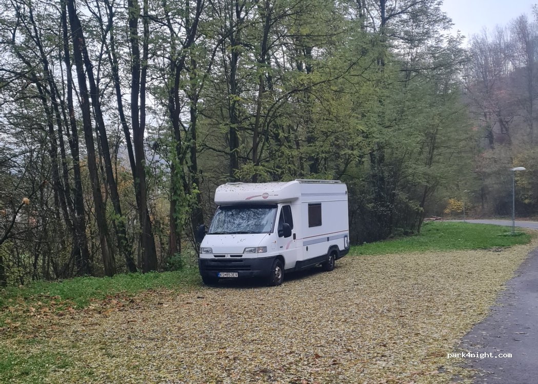 (962 02) Vígľaš - Za zámkom — foto 2
