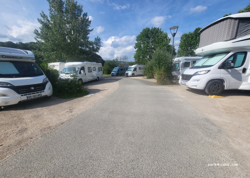 (25110) Baume-les-Dames - 7-27 Quai du Canal — foto 5