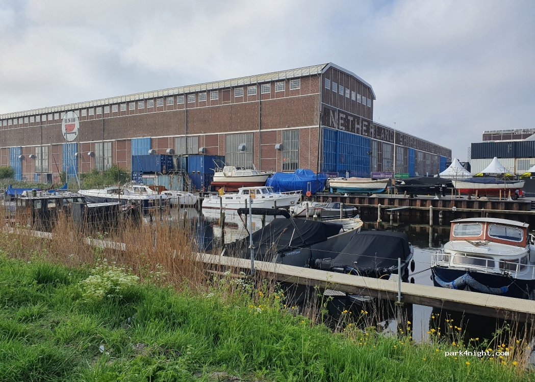 (1033 SB) Amsterdam - 24 Tt. Vasumweg — foto 2