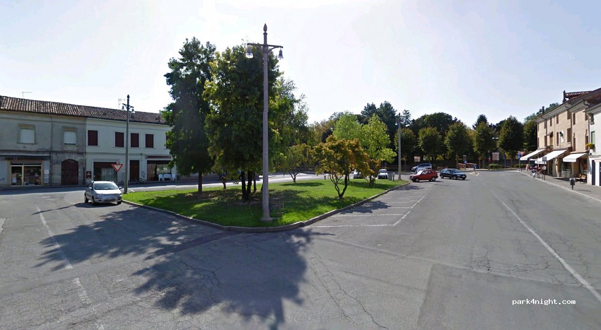 (45025) Fratta Polesine - 20 Piazza Giacomo Matteotti — foto