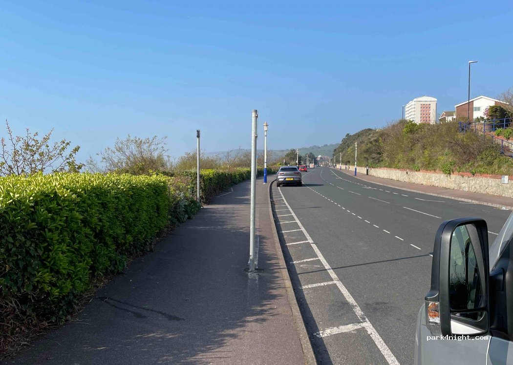 (BN20 7AF) Eastbourne - 10 South Cliff — foto 3