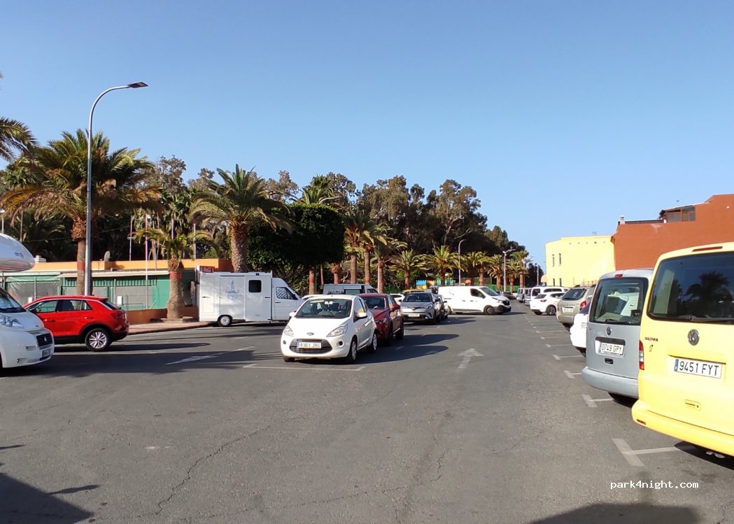 (35120) Arguineguín - 17 Avenida Alcalde Paco Gonzalez — foto