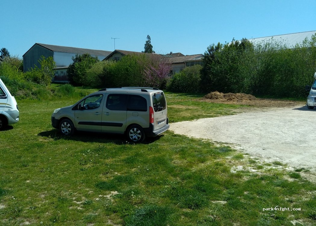 (47360) Prayssas - 12 Avenue Victor Hugo — foto