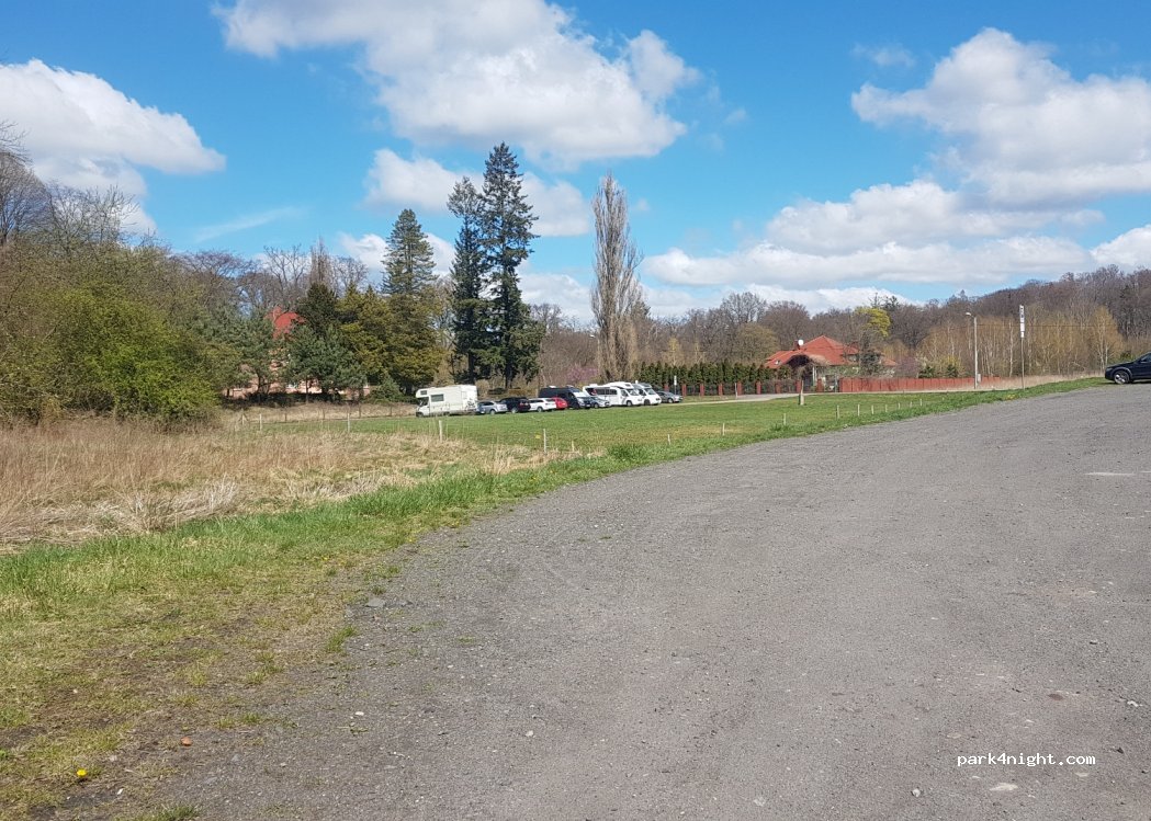 (68-208) Łęknica - 19 Hutnicza — foto