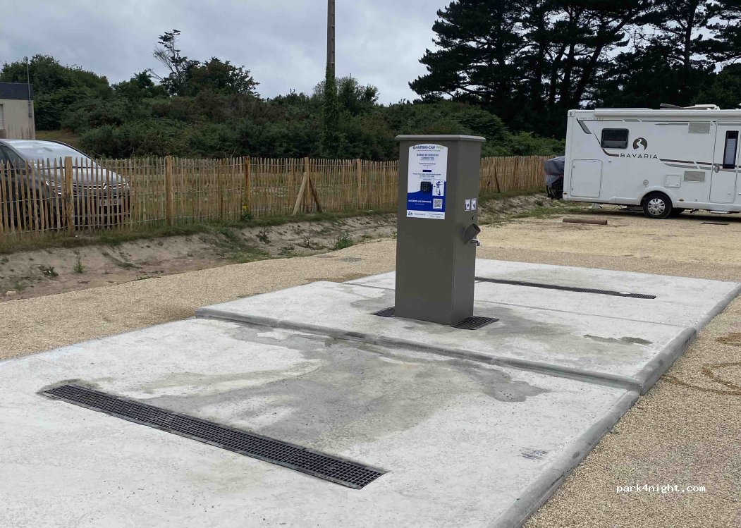 (22700) Perros-Guirec - Rue du Ranolien — foto 5