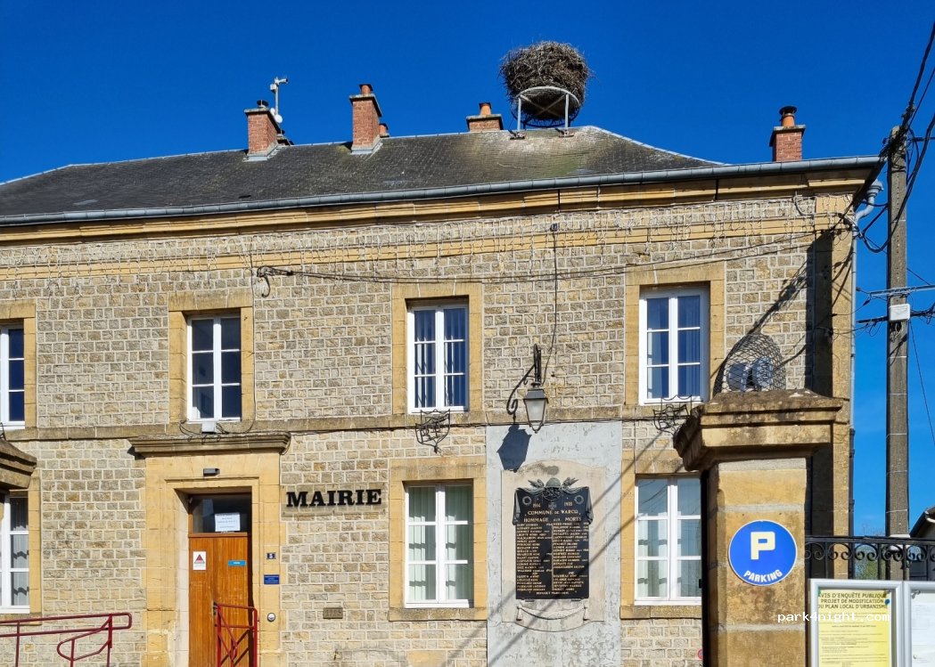 (08000) Warcq - 3 Place de la Mairie — foto 2