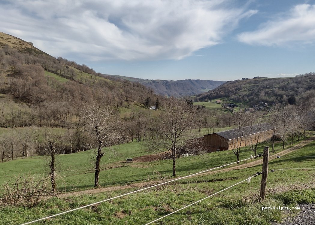 (15800) Thiézac - D59 — foto