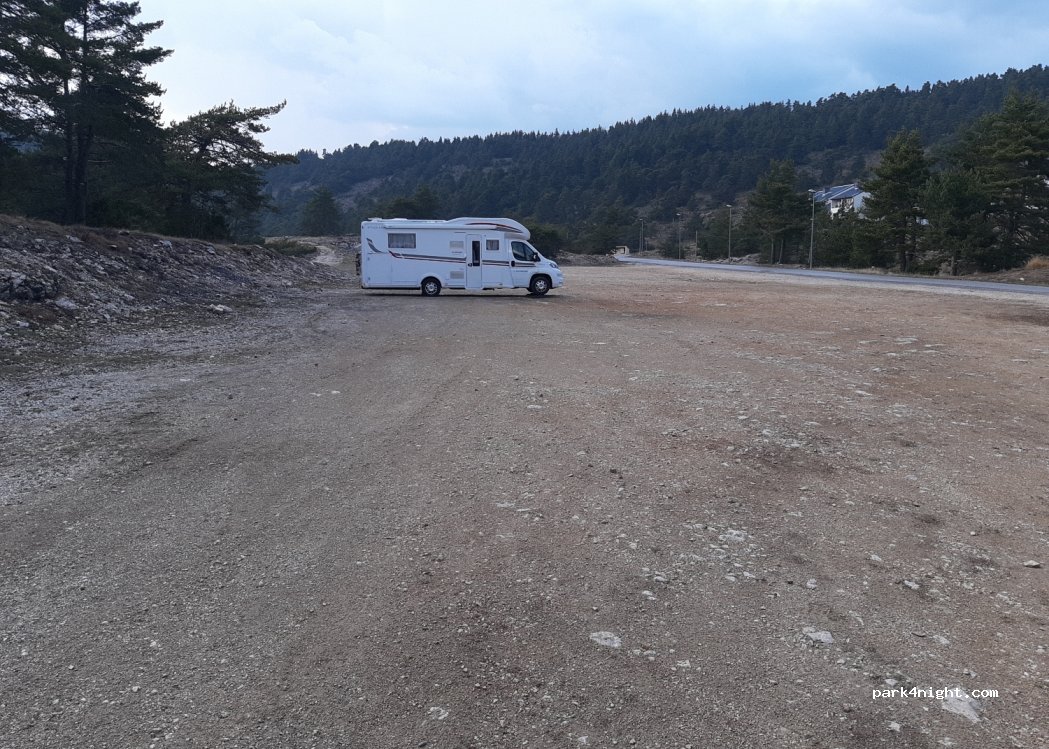 (06620) Gréolières - 1151 Boulevard du Grand Pré — foto