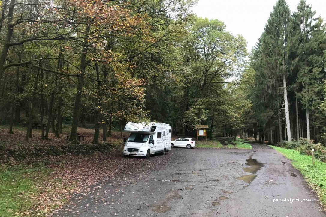 (08800) Monthermé - Unnamed Road — foto