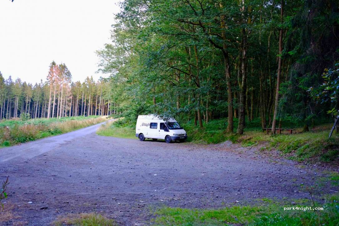 (08800) Monthermé - Unnamed Road — foto 2