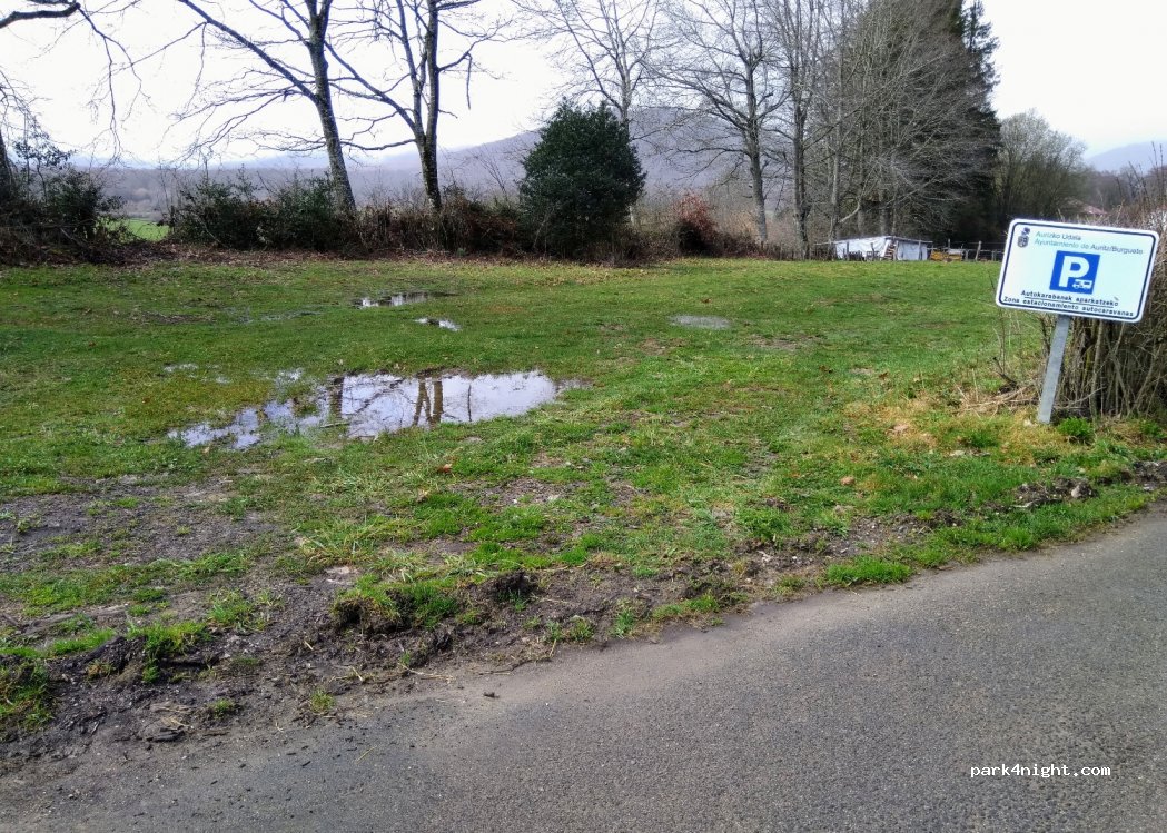 (31640) Burguete - 23 Carretera Pamplona-Francia — foto 3