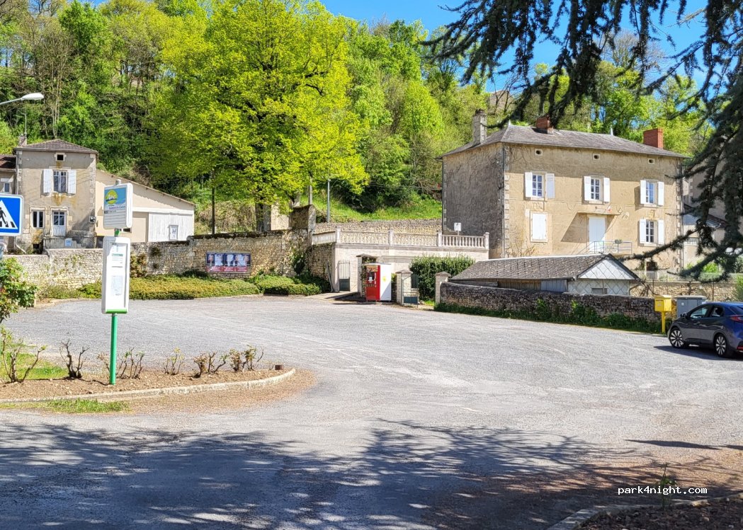 (86210) Bellefonds - 1 Le Bourg — foto 4