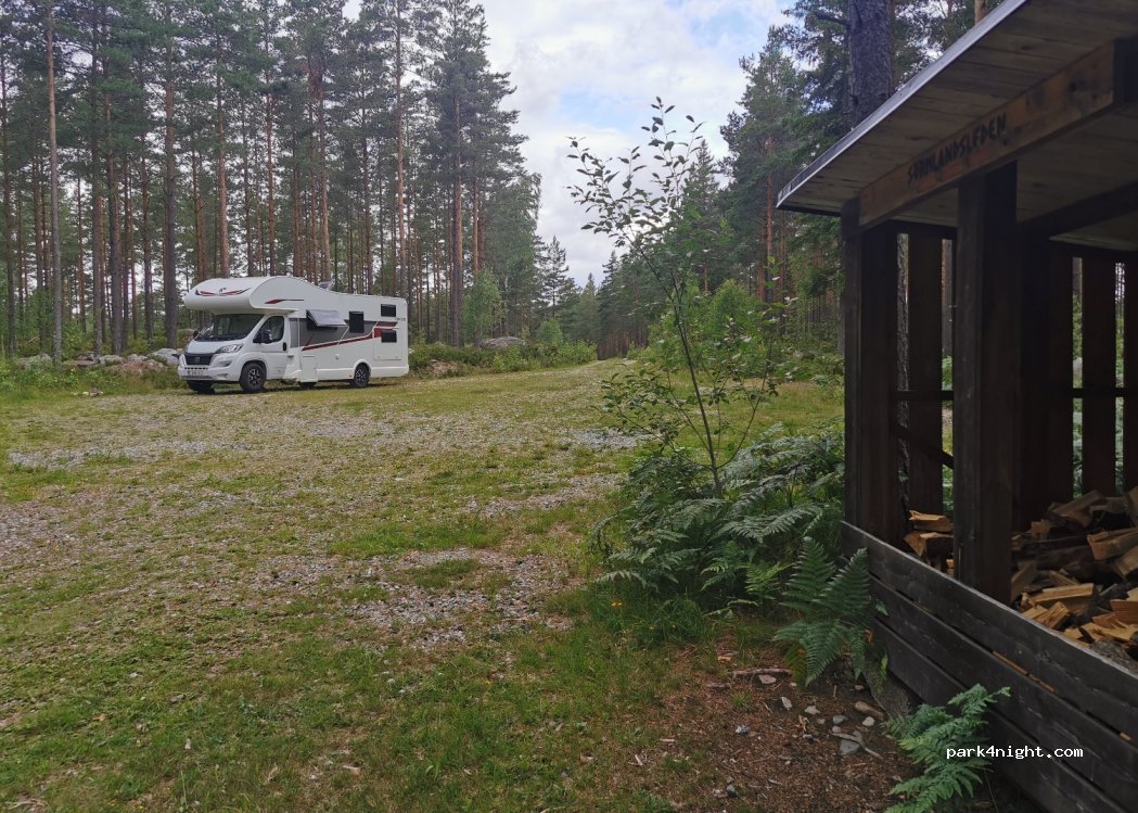 (611 90) Jönåker - — foto 4