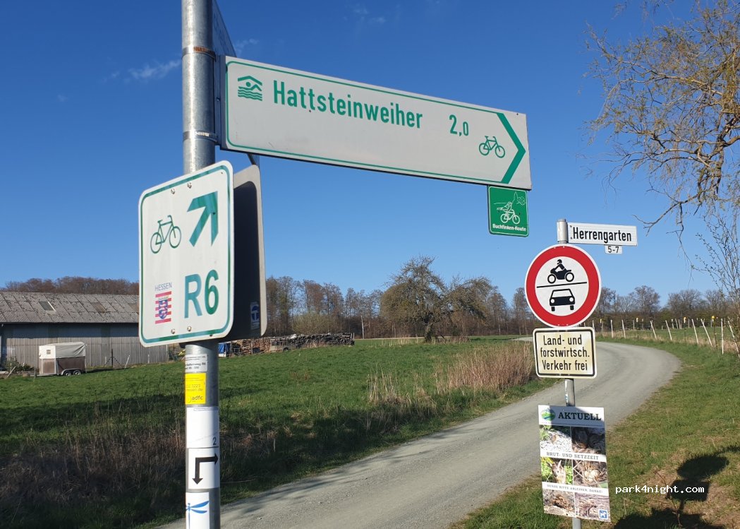 (61250) Usingen - 4 Herrengarten — foto 4