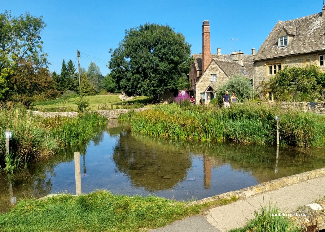 Bourton Vale Equestrian Centre — foto 3