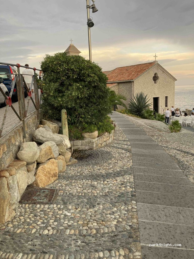 (18012) Bordighera - — foto 2