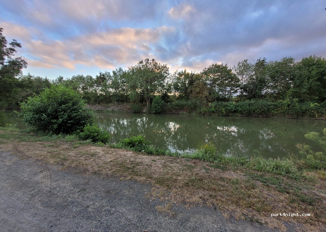 (85200) Auchay-sur-Vendée - — foto 3