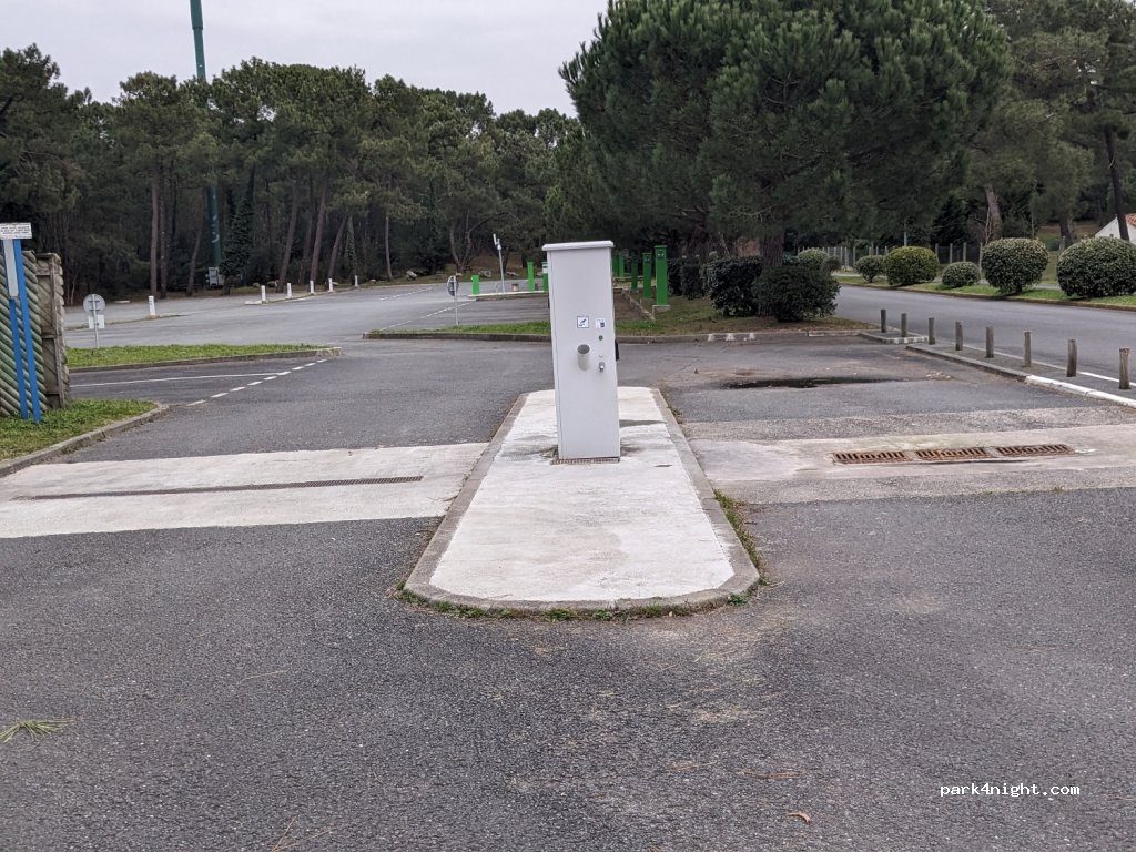 (17570) Les Mathes - Av. de l'Atlantique — foto 2