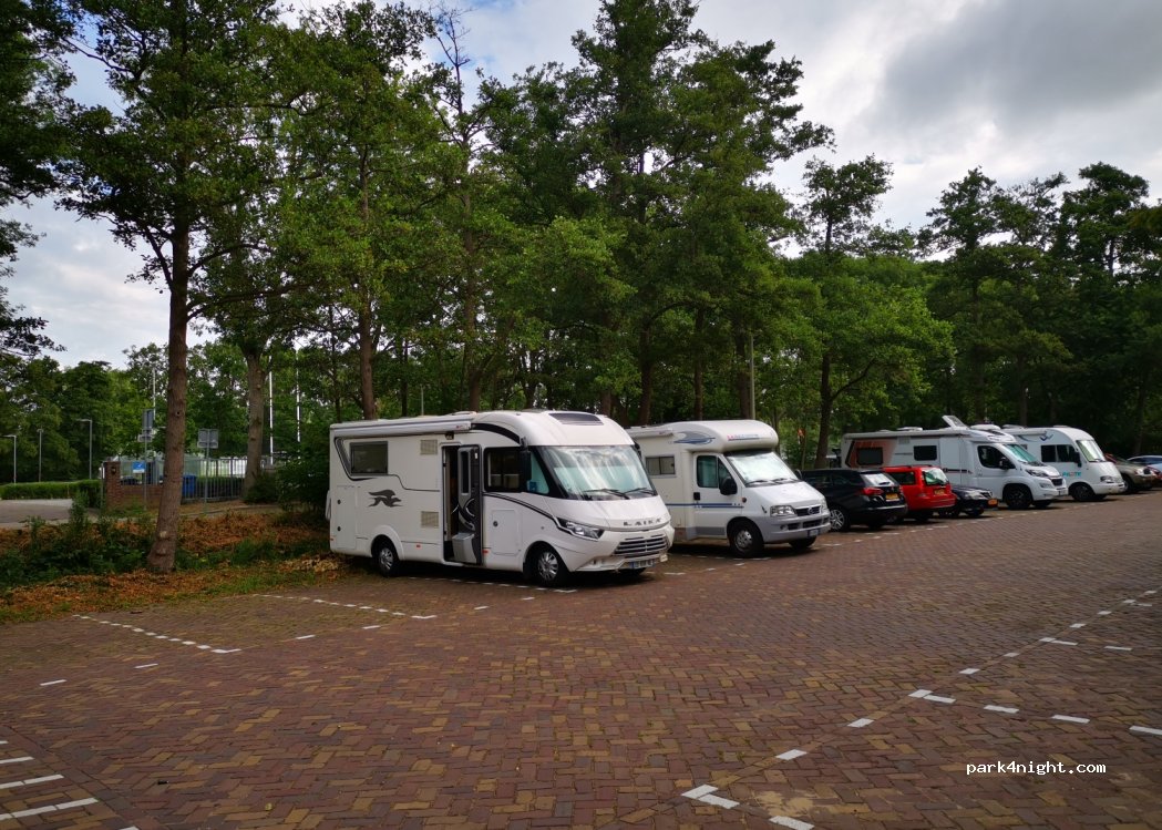 (2597 GV) Den Haag - Theo Mann-Bouwmeesterlaan — foto 2