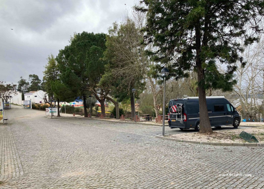 Avis, Clube Náutico — foto